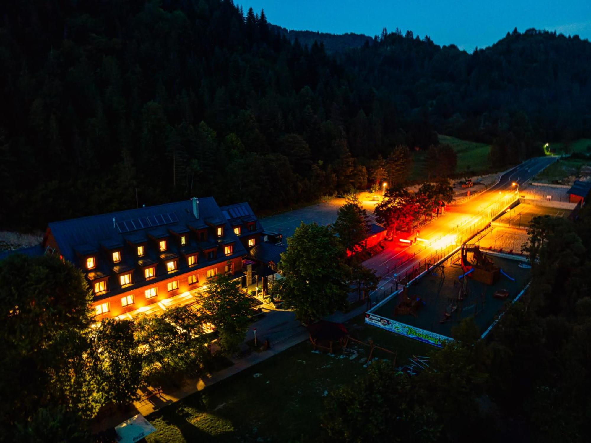 Chata Pieniny Hotel Lesnica Eksteriør billede